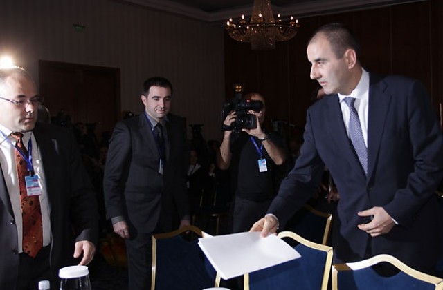 Цветанов покани президента за съдействие при акция „Наглите” в политиката