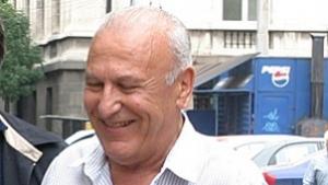 Александър Лилов представя своя творба в Плевен