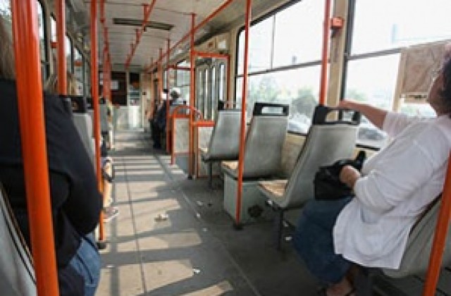 Променят временно движението на трамваите по линия 6
