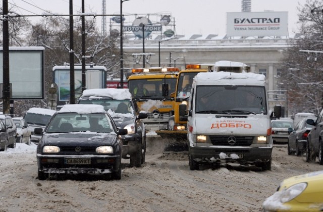 Солени глоби за паркиране под знак „снежинка обещават от Столичен инспекторат