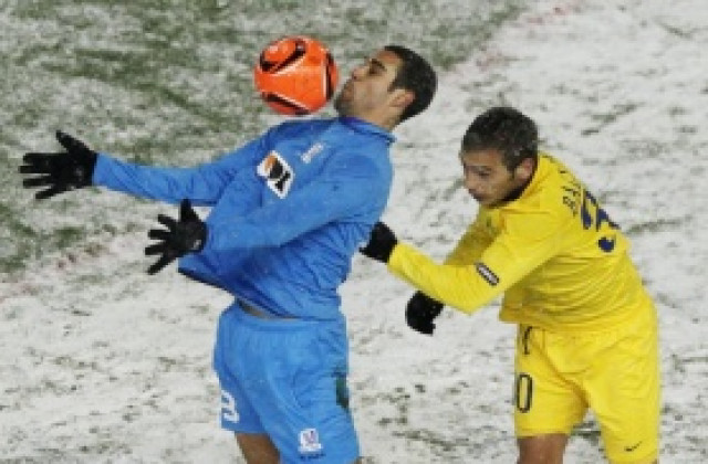 Левски поне опита да победи логиката