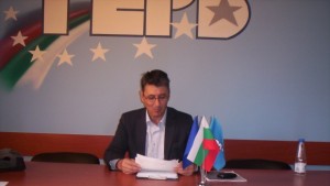 ГЕРБ Твърдо без коледни премии и заплати тази година