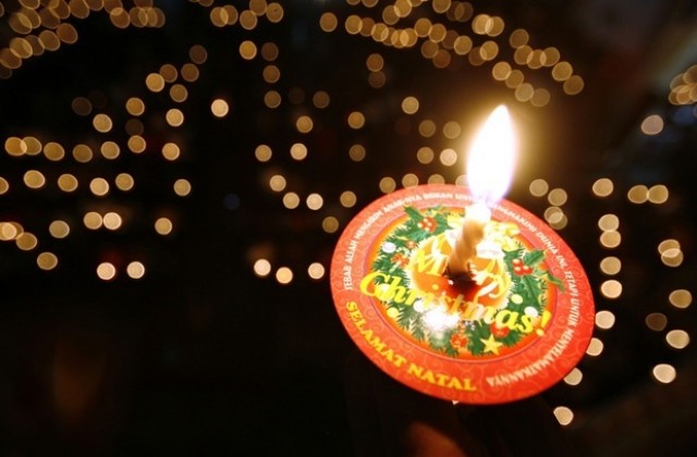 Песни на звезди от българската и чужда естрада звучат на ловешка сцена