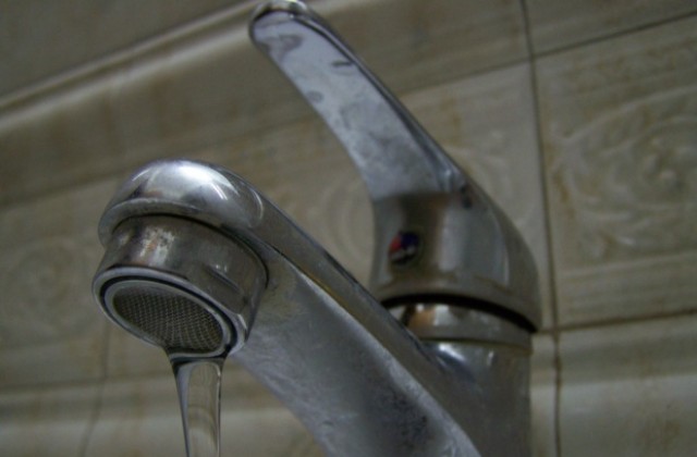 Замърсена вода са пили в две села