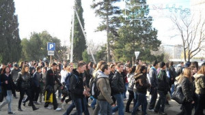 Срещи с полиция и ръководства във всяко училище в Сливен