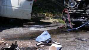 Един загинал и един ранен при катастрофи