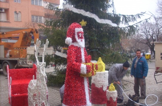 Сливенски деца пишат на Дядо Коледа