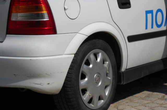 Апаши опоскали павилион за закуски