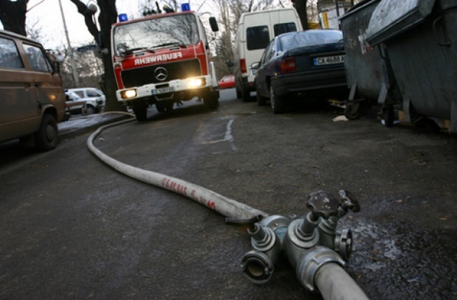 Пожар избухна в школа за чужди езици