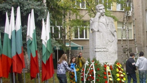 Ученици от СОУ Иван Вазов представят страната ни в чужбина