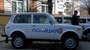 Задържаха двама с наркотици