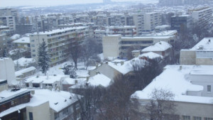 Силен снеговалеж в цялата област