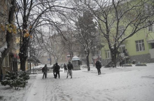 Зимната обстановка в областите Сливен и Ямбол /обзор/