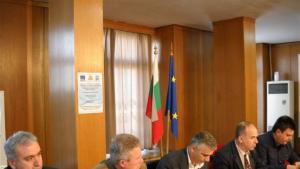Бюджетна комисия против увеличение на данъците