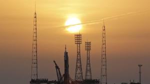 Съюз се скачи с Международната космическа станция