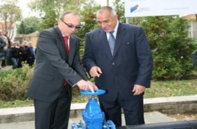 Емил Дичев е трети мандат кмет, Борисов го дава за пример