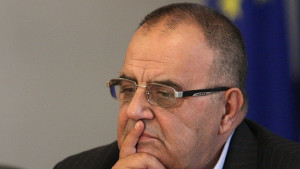 Бургаски министър утре подава оставка