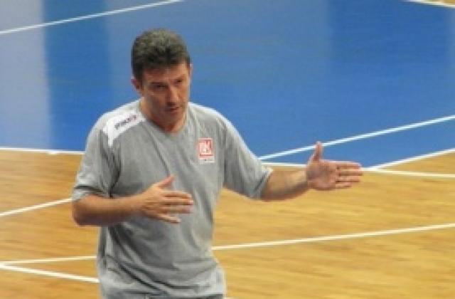 Младенов: Да, жените са непредсказуеми, но баскетболът е един и същ за всички