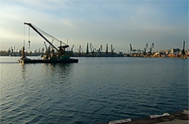 Обсъждат бъдещето на пристанище Варна