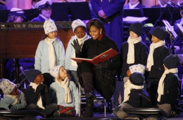 Искате да знаете къде е Дядо Коледа? Питайте Мишел Обама