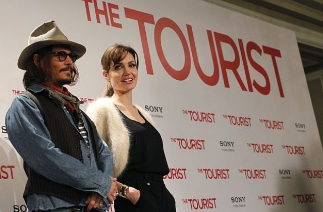 Джоли и Деп се запознали едва преди снимките на „Туристът”
