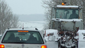 ТИР блокира движението в двете посоки преди Владая