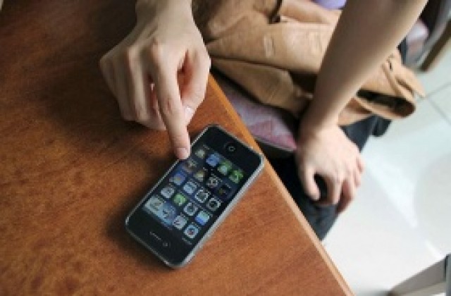 Apple пуска iPhone на езика  на племето чероки