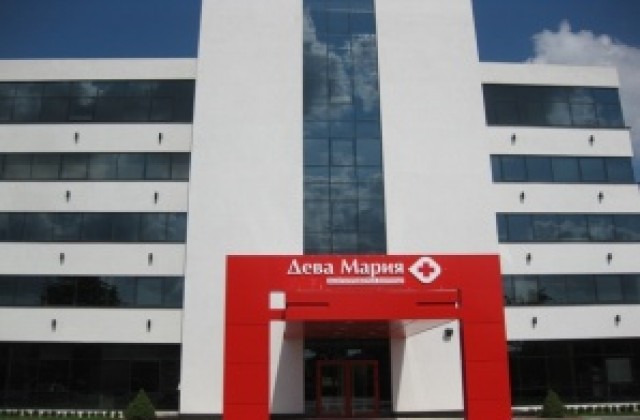 МБАЛ „Дева Мария” посрещна 2011 год. с три момчета