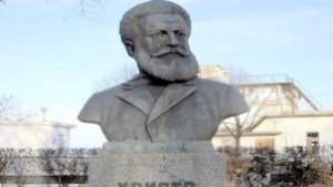 Литератори почитат Ботев