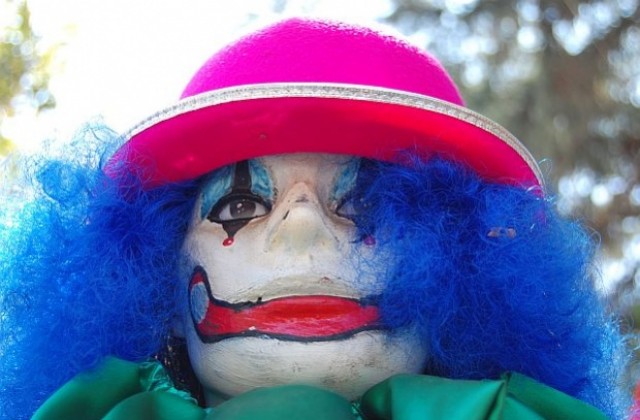 Афганистански клоуни развеселяват жителите на Кабул