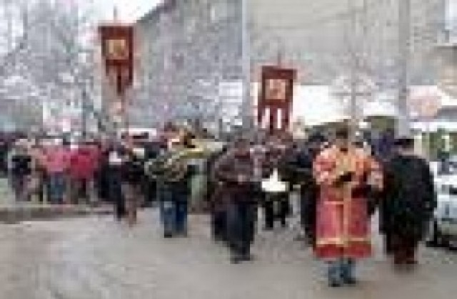 Литийно шествие и водосвет на Йордановден