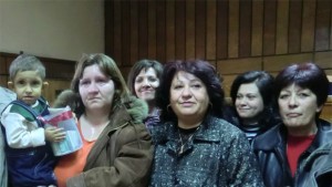 Дариха близо 1000 лв на болния Емир от Исперих