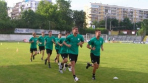 Черно море търси нападател и централен защитник