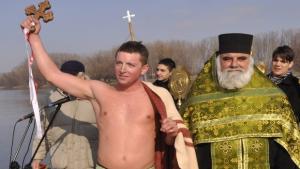 18годишният Димитър взе кръста в Димитровград