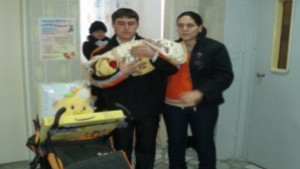 Малкият Валентин вече е вкъщи