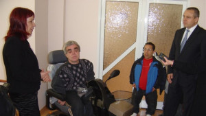 Йордан Николов с благодарност от малките български хора