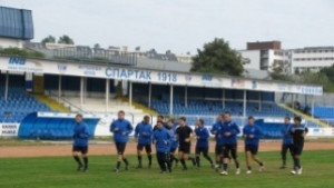 Трендафилов иска нападател и външен халф в Спартак