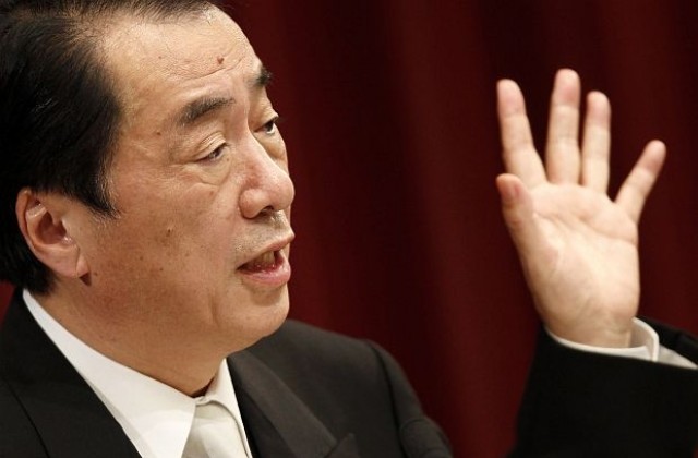 От политически нестабилна България премиерът Борисов заминава за политически нестабилна Япония