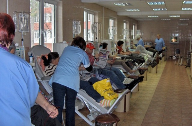 Подобряват условията на труд