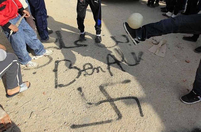 Освободени са всички политически затворници в Тунис