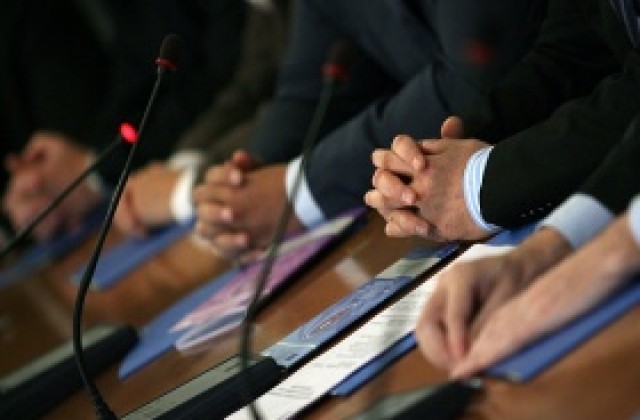 Бизнесът настоя да се премахнат текстове от закона “Попова”