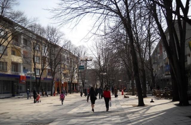 Добричката кметица и пенсионерски клубове празнуват заедно Бабинден