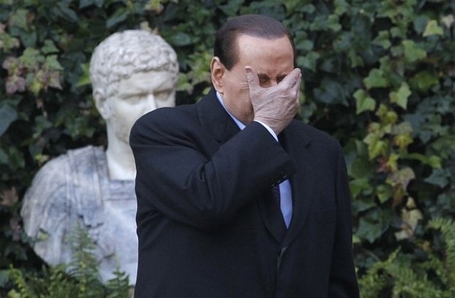 Ватиканът критикува Берлускони заради сексскандалите