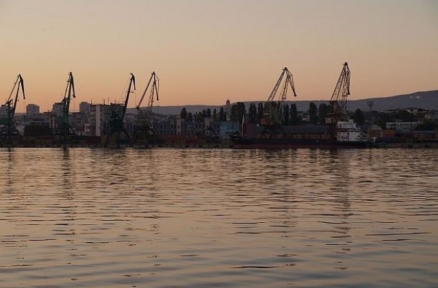 Червеното море край Варна било заради цъфтеж на фитопланктон