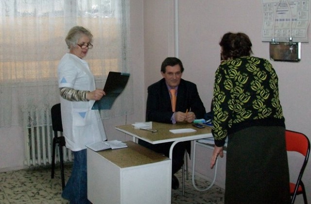Специалисти преглеждаха пациенти безплатно