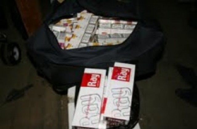 Иззеха близо 5000 кутии цигари без  бандерол. Заловиха сериен крадец