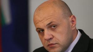 Интегрират ромите чрез жилищна политика сами ще строят домовете си