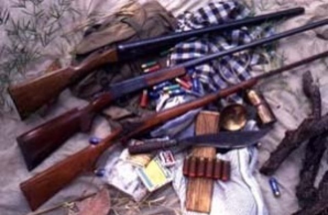 Прибраха две незаконни пушки в с. Бутан