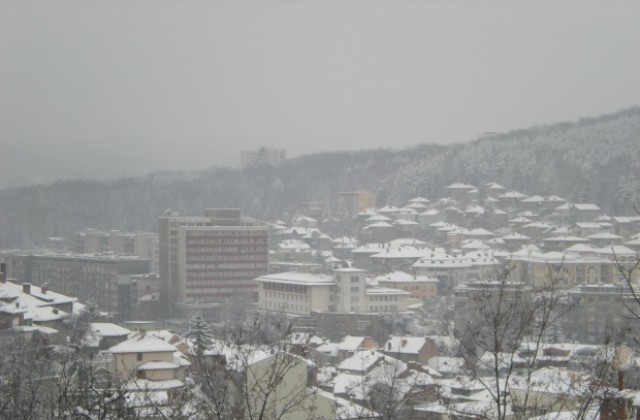 От Общински инспекторат следят стриктно как се извършва зимното почистване