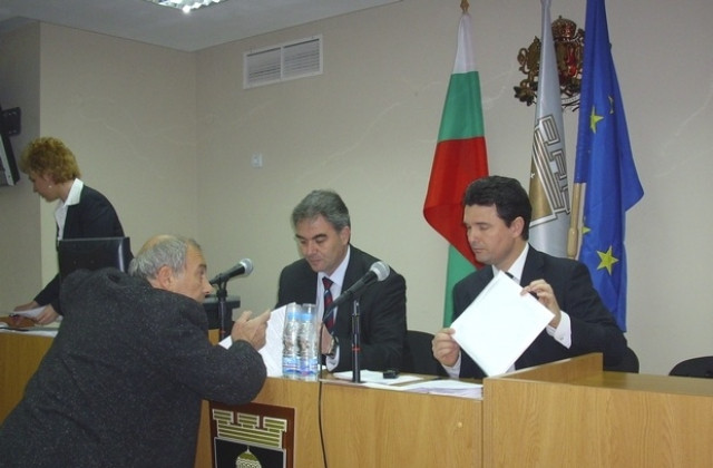 Обсъждат Бюджет`2011 на извънредна сесия